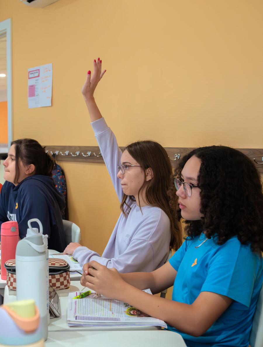 High School class at Escola Eleva Brasília in Asa Sul