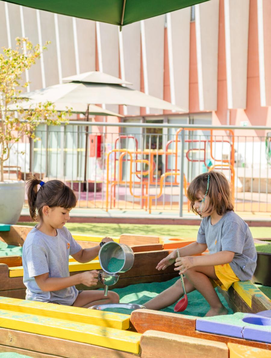 Outdoor Elementary School classroom at Escola Eleva Brasília in Asa Sul