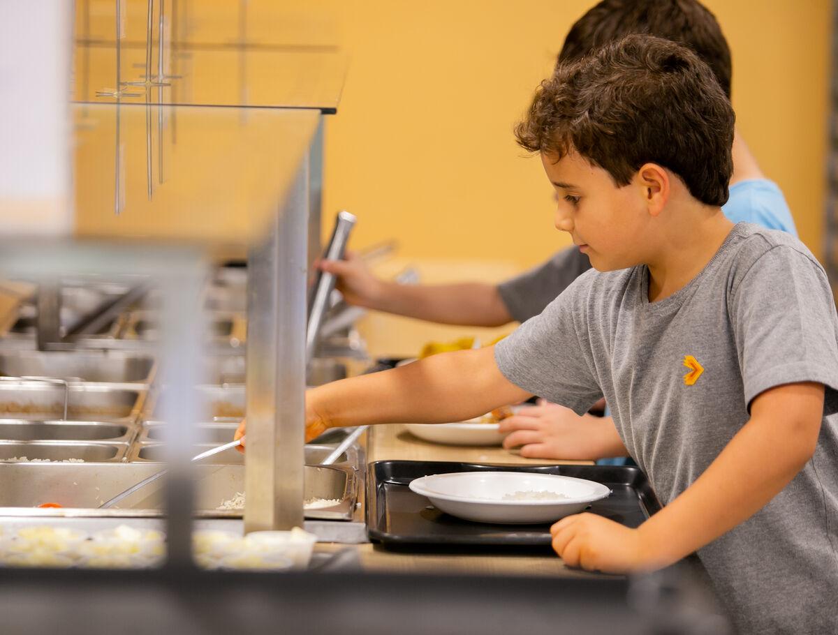 students eating